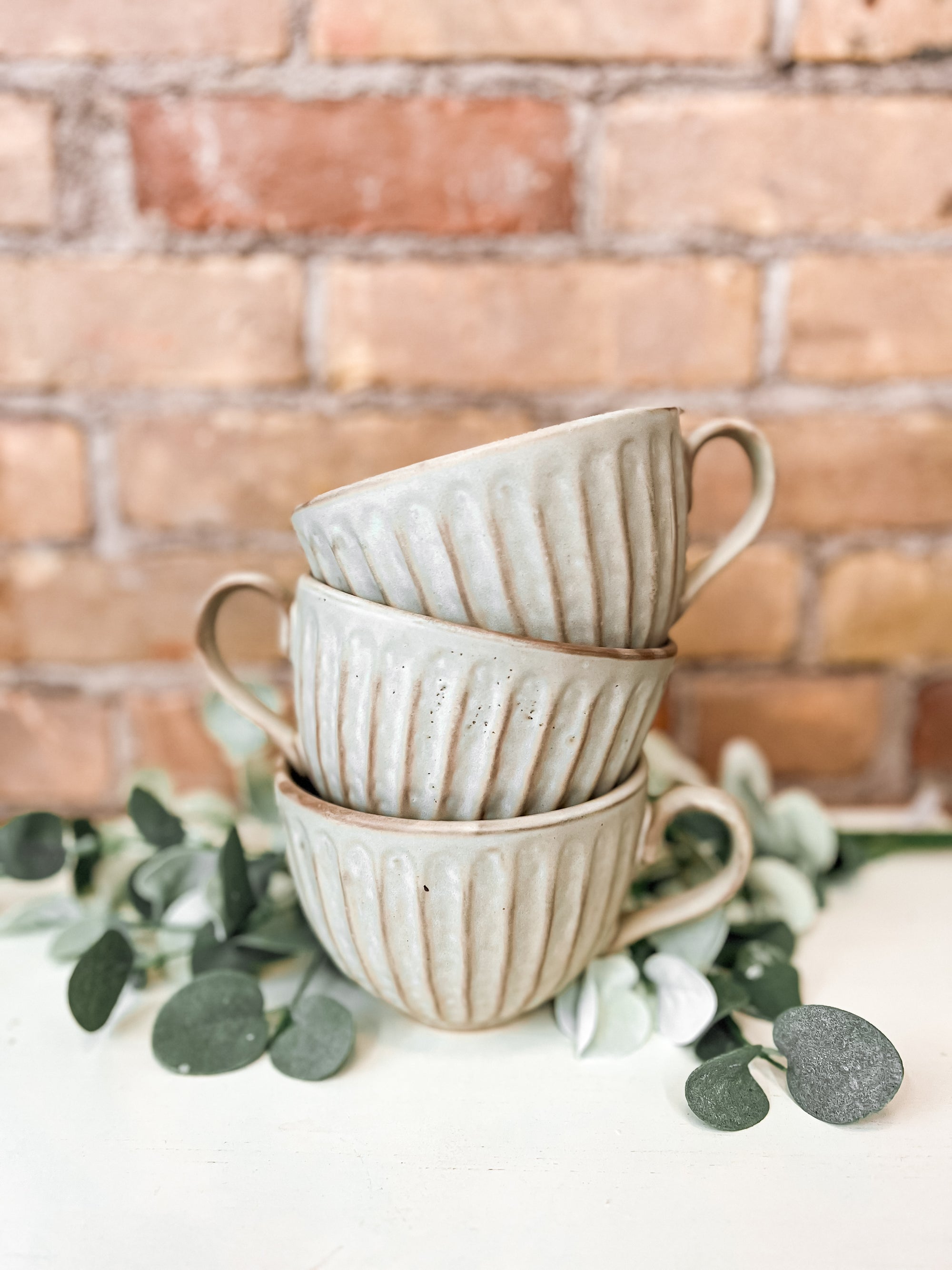 Stoneware Pleated Mug