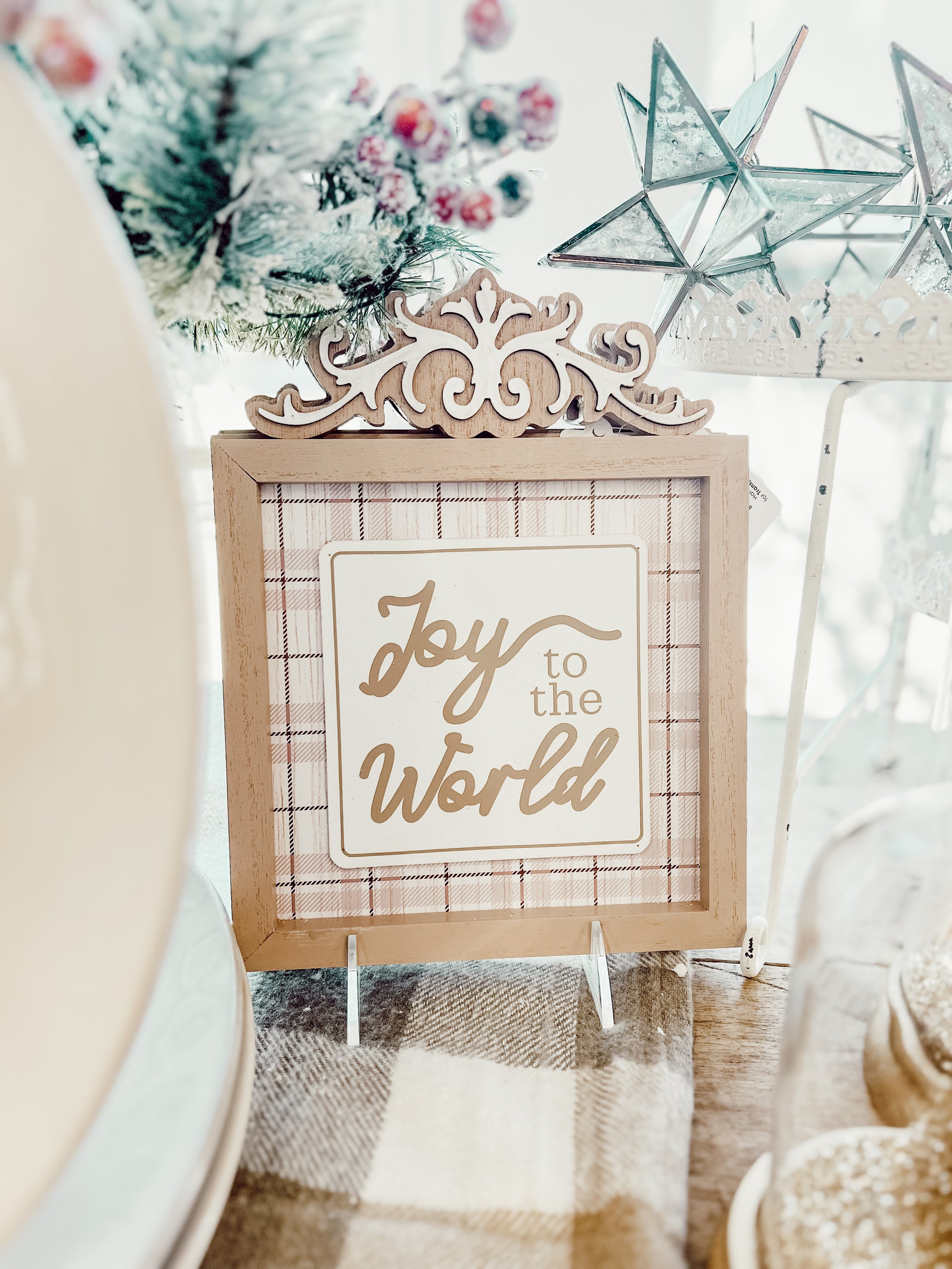 Joy to the World Elegant Sitter
